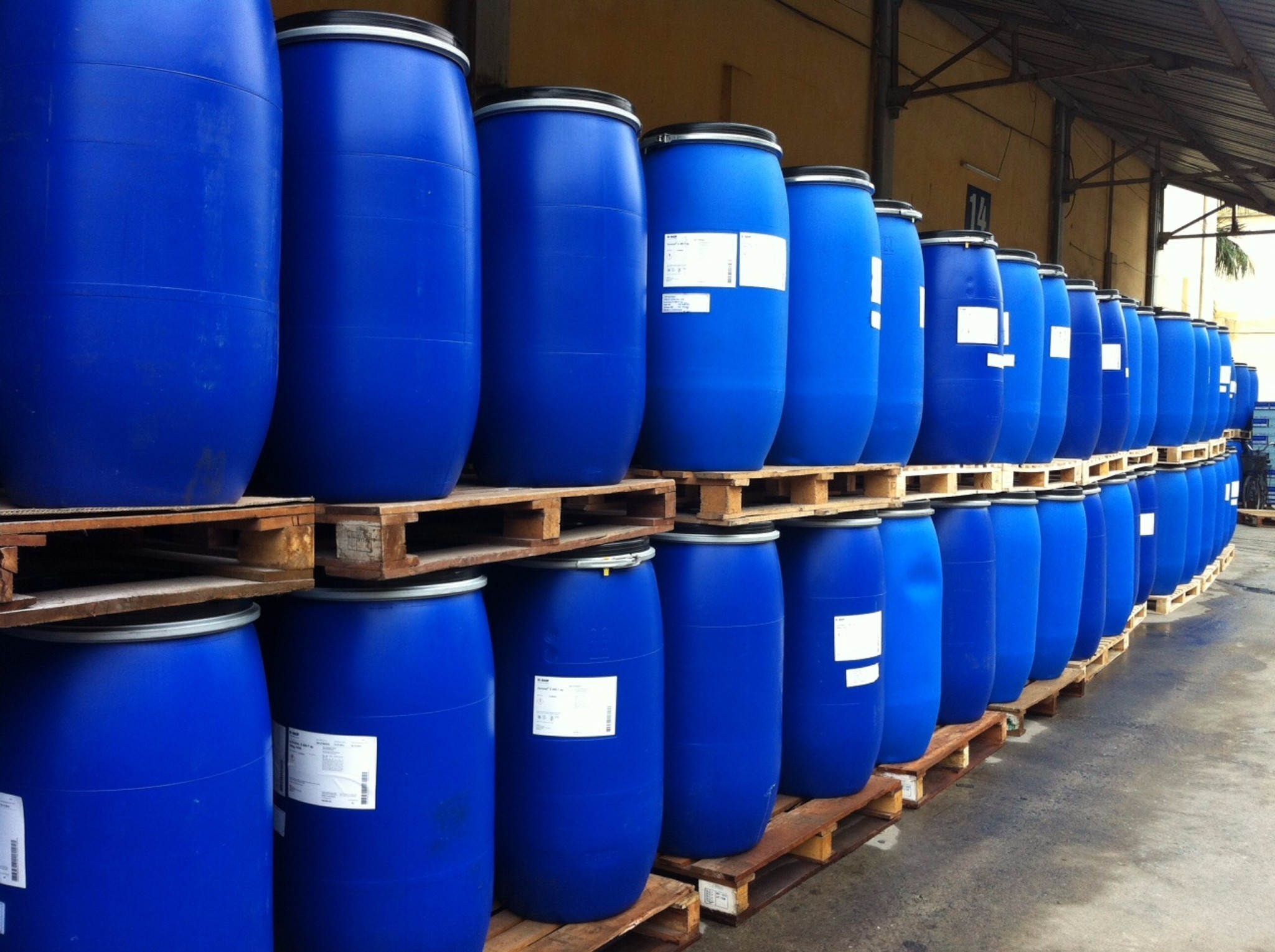 SODIUM LAURYL ETHER SULFATE - SLES